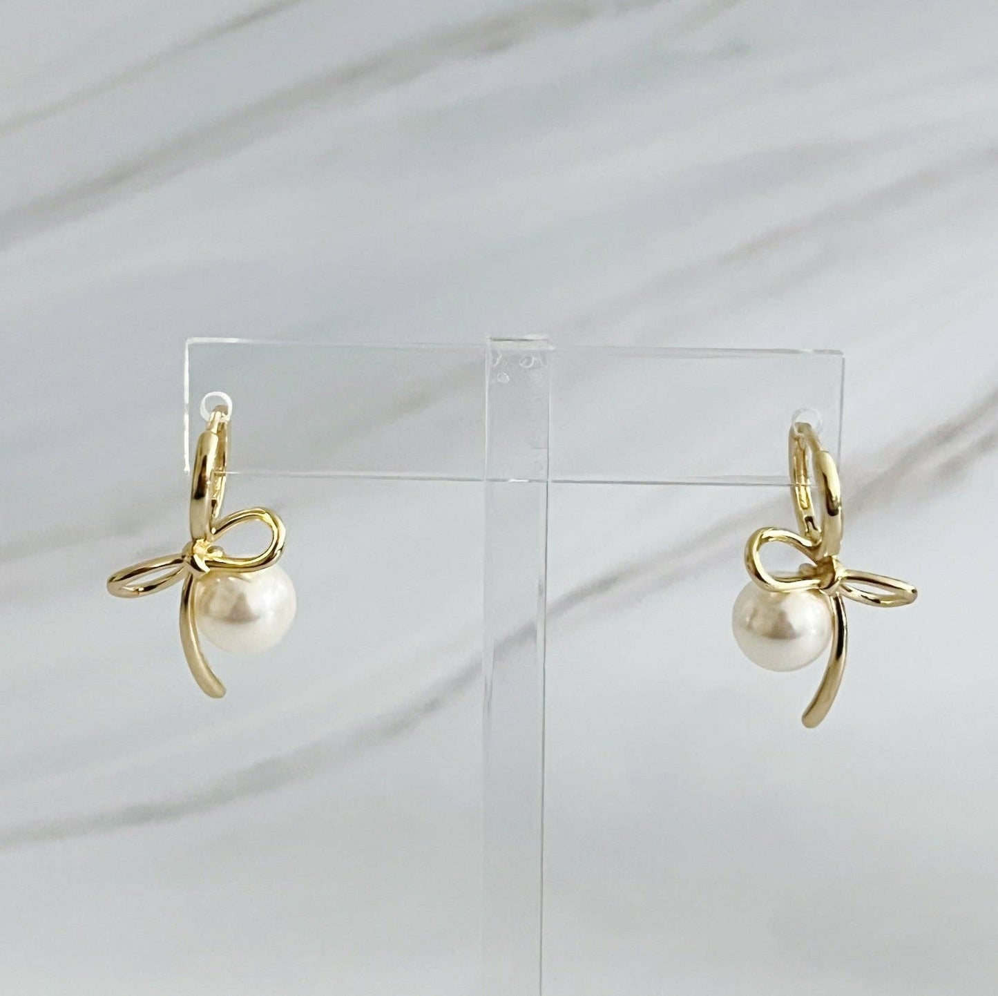 Bow With Pearl Drop Earrings