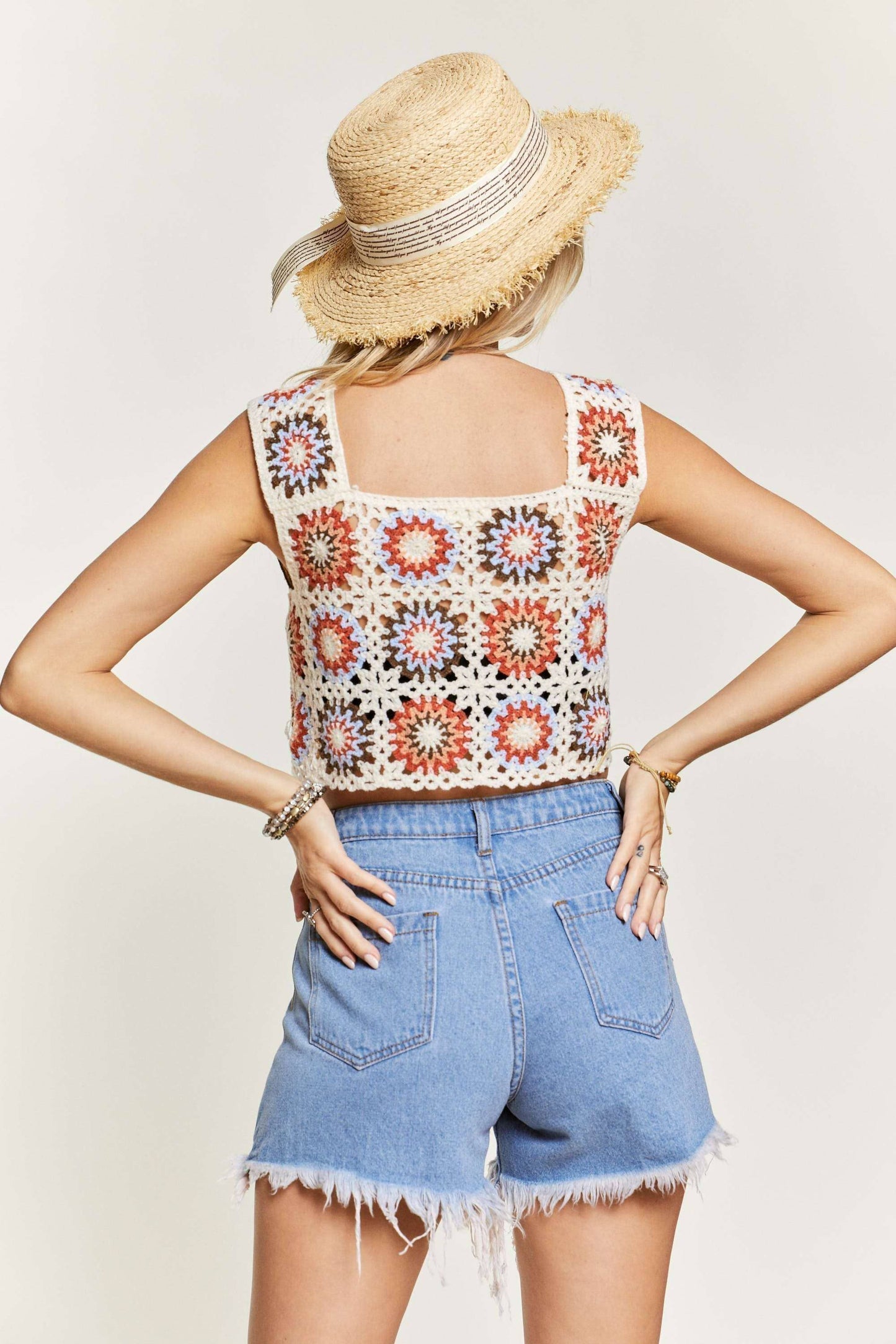 LET3170 - MULTI COLOR CROCHET CROP TOP