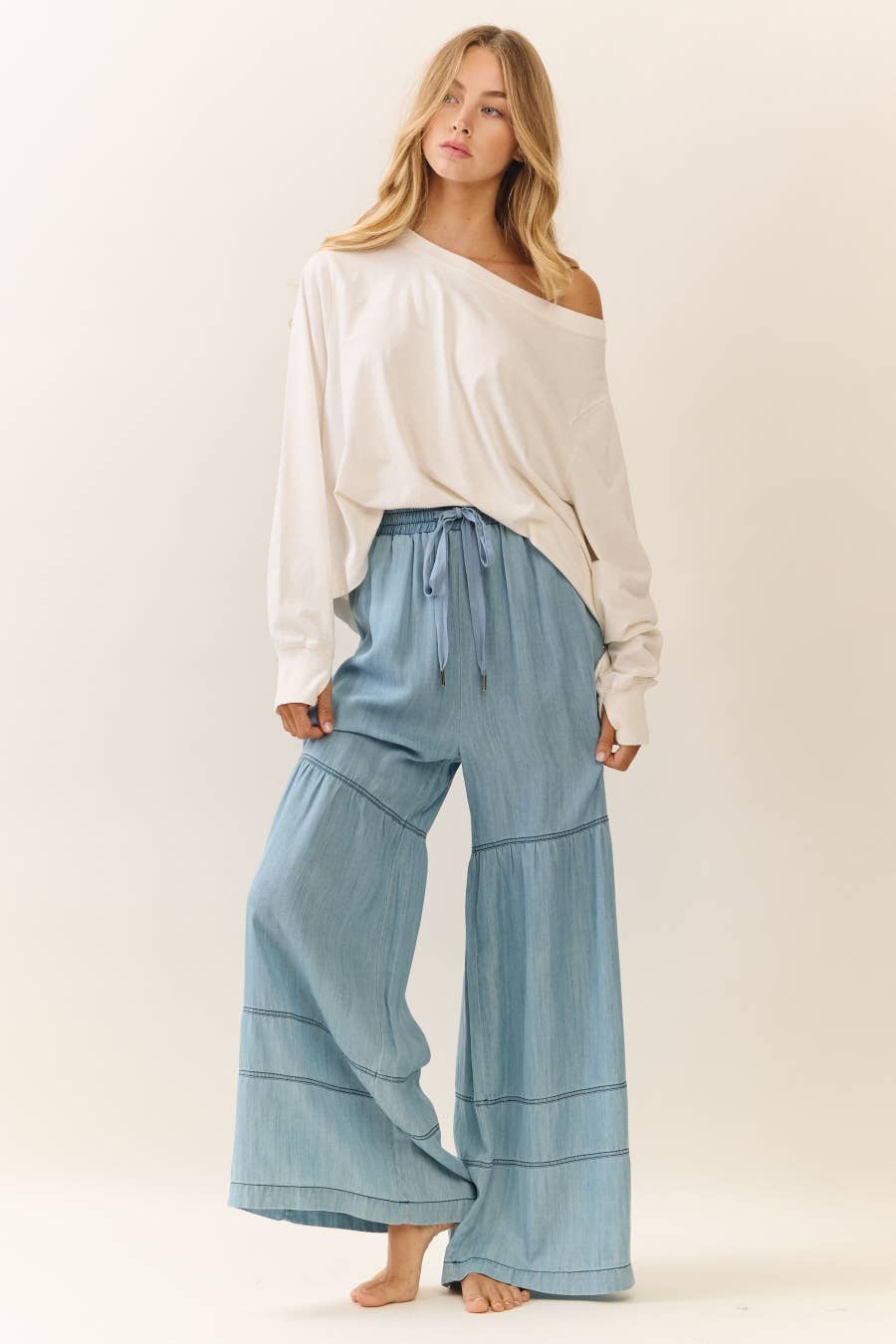 Washed Denim Tiered Wide Leg Pants: Washed Dark Chambray / S