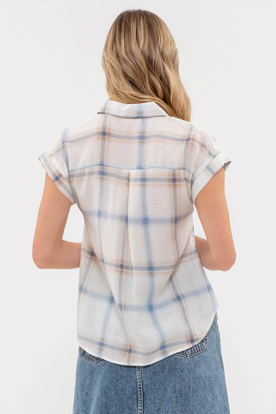 PLAID BUTTON DOWN COLLARED SHORT FOLD SLEEVE SHIRT