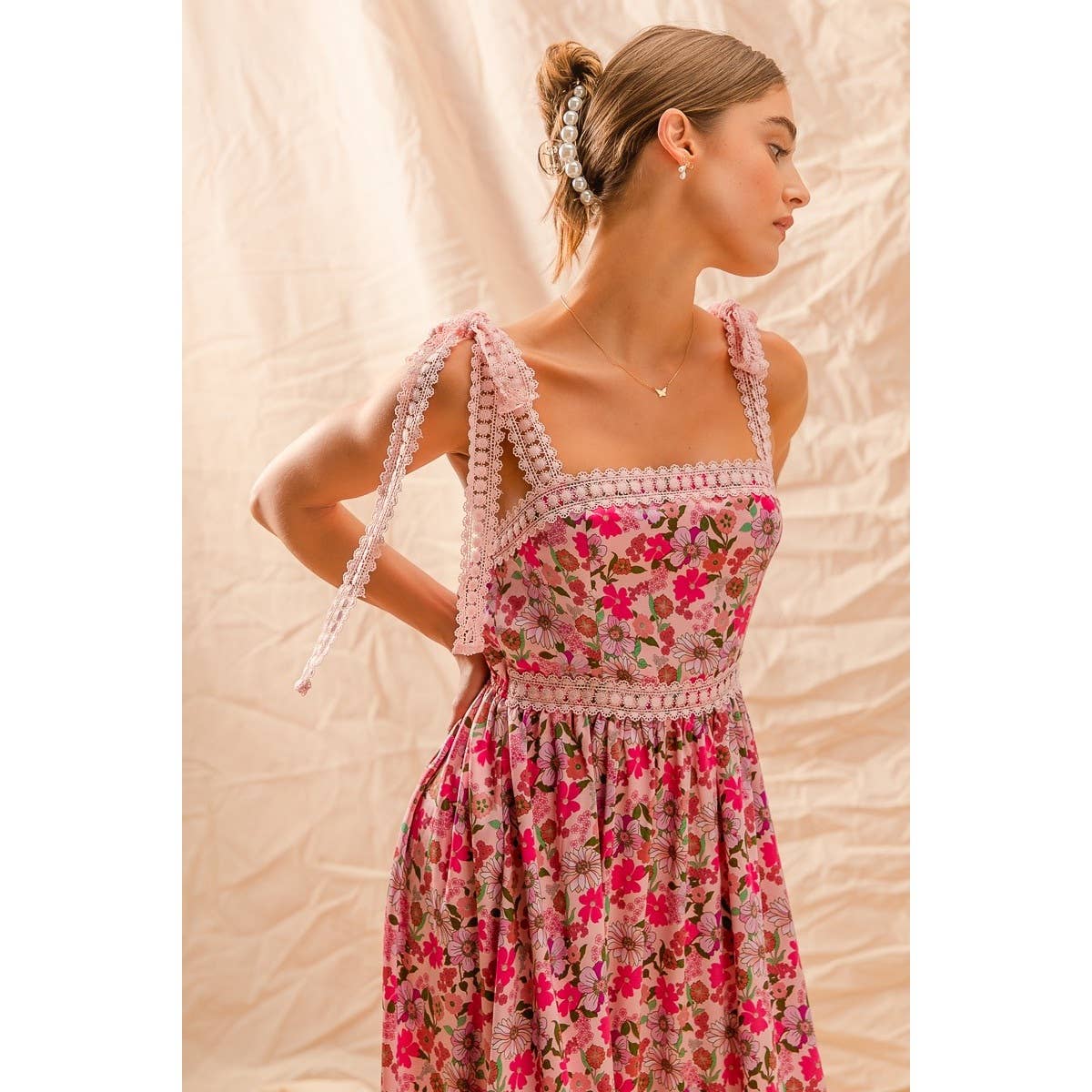 FLORAL MAXI DRESS WITH RIBBON TIE LACE STRAP