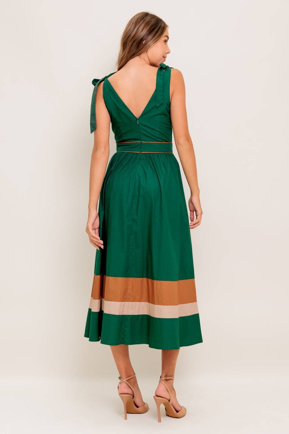 A solid woven color blocked midi dress - ID22698