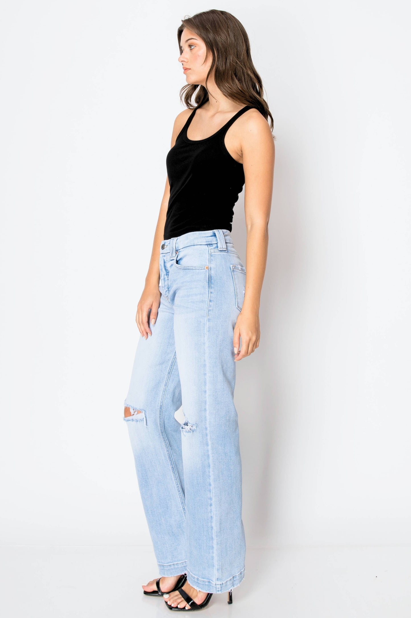 TUMMY CONTROL HIGH RISE RELAXED STRAIGHT LEG JEANS