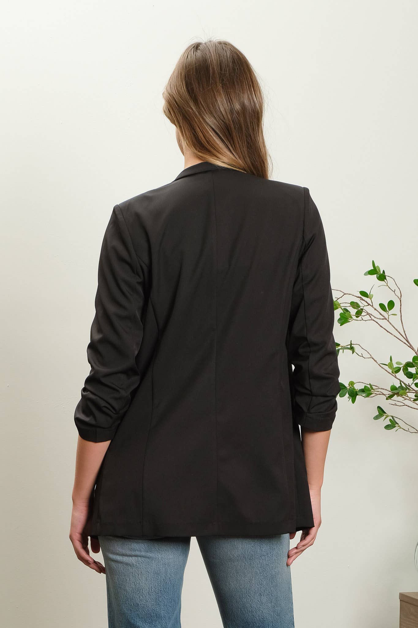 COLLARLESS 3/4 RUCHED SLEEVE LONGLINE BLAZER