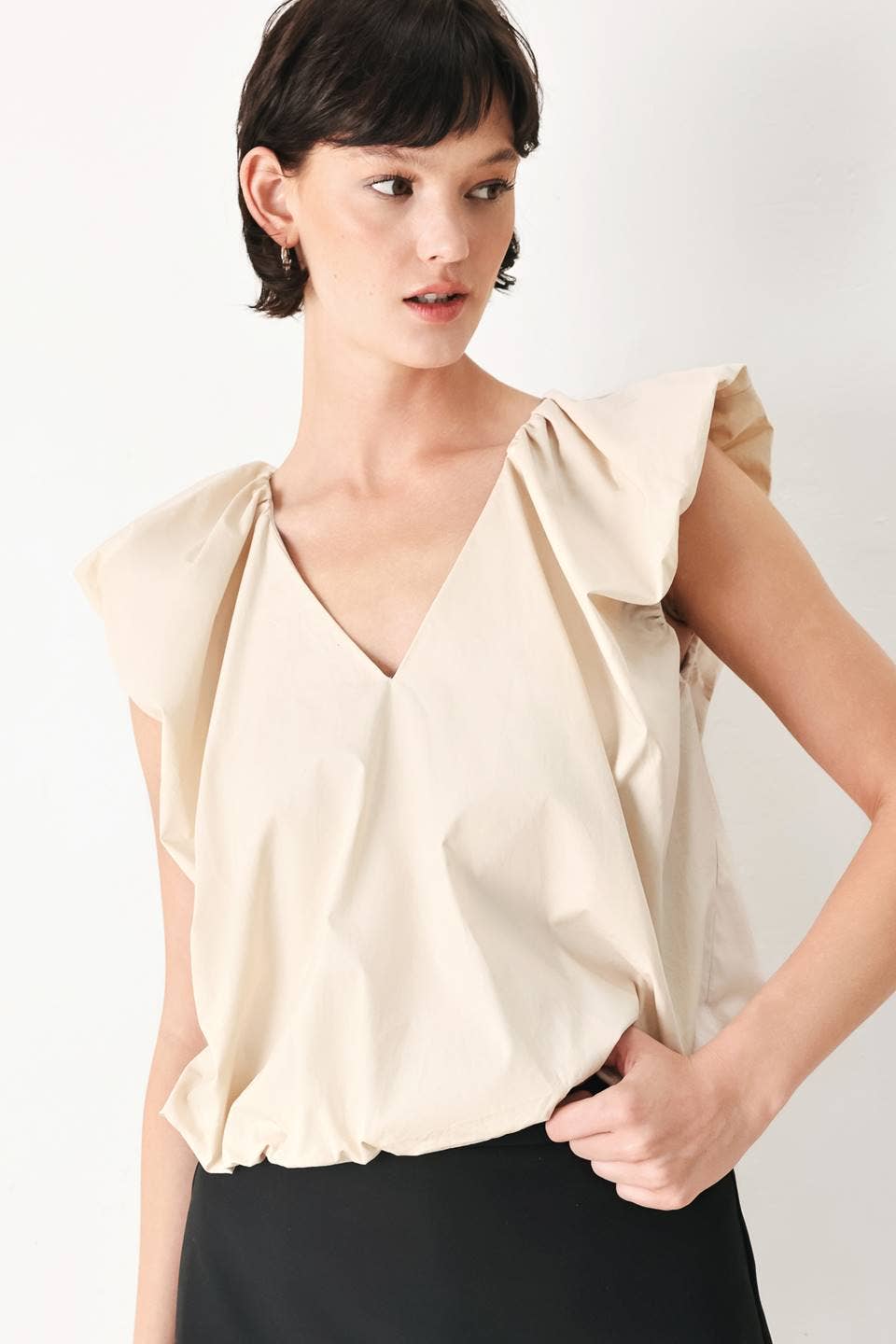 A solid woven top - FT1970-A