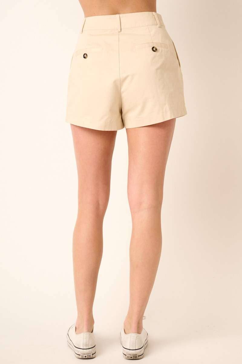 COTTON TWILL PLEATED CHINO SHORTS