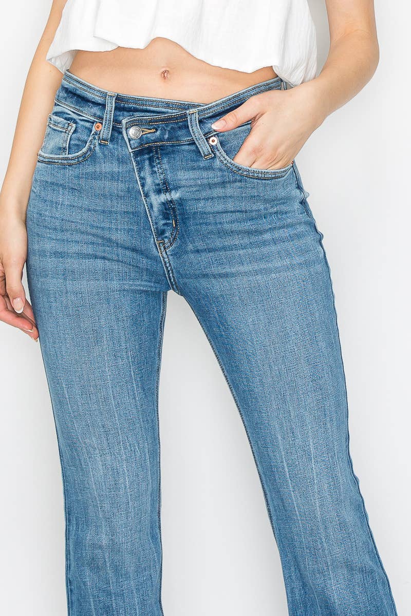 HIGH RISE CROSSOVER WAIST FLARE JEANS