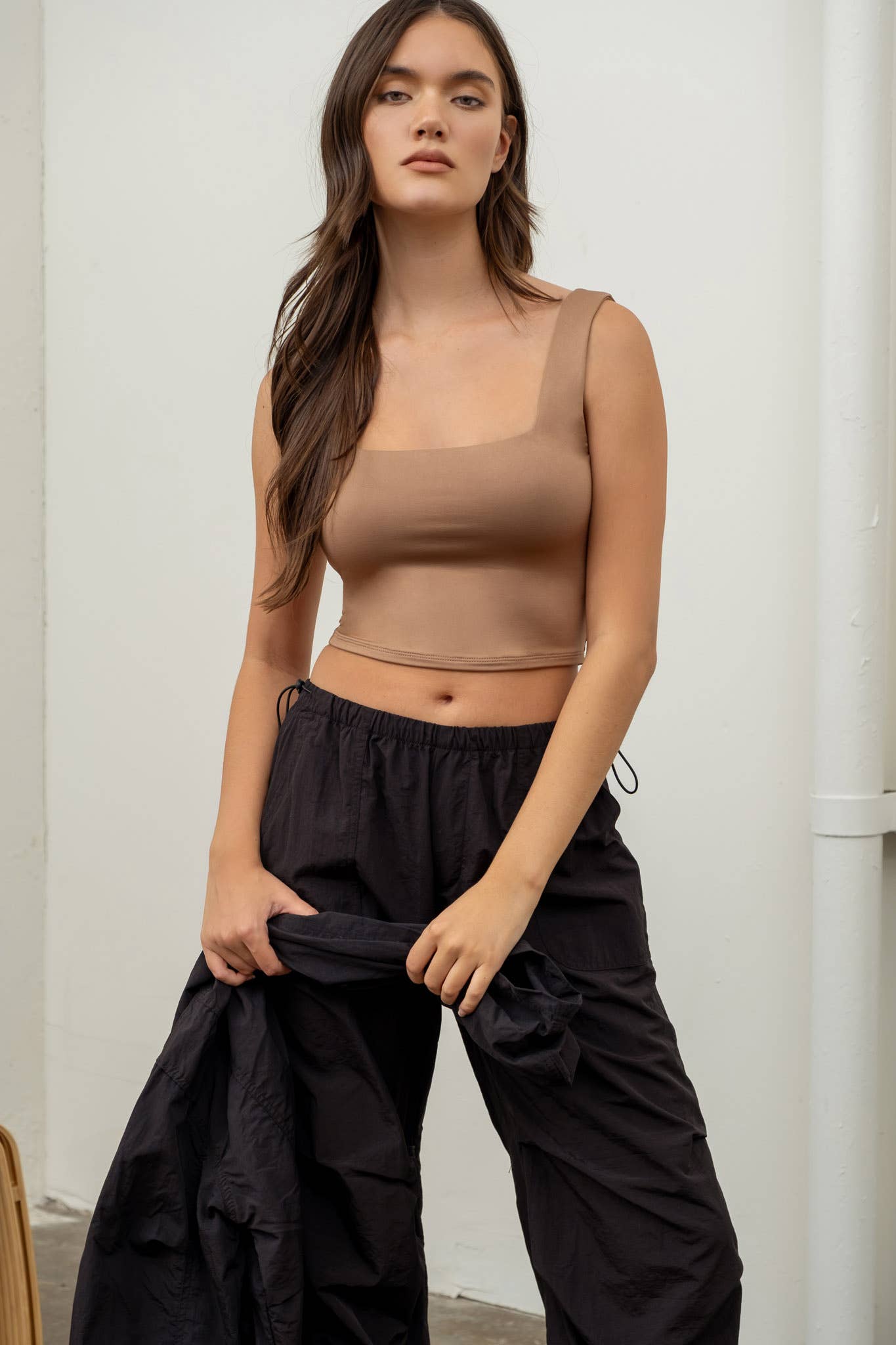 REVERSIBLE CROPPED SQUARE NECK TANK