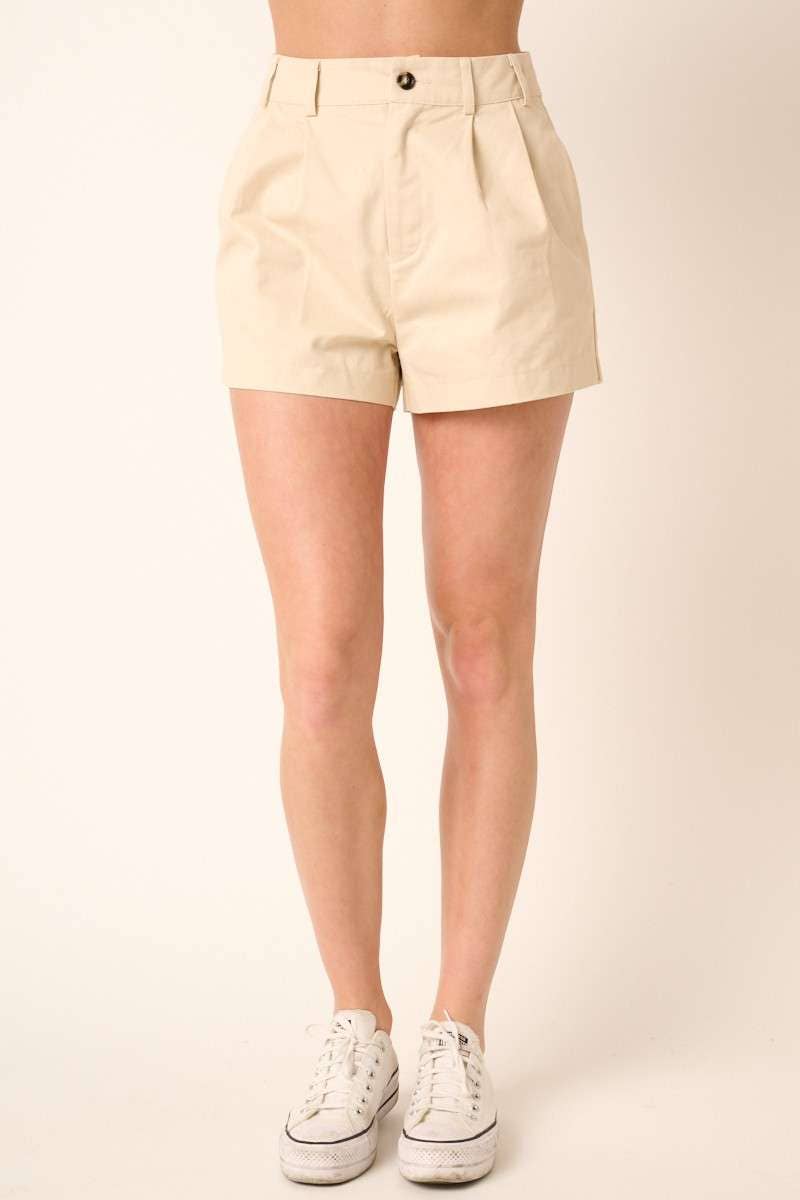 COTTON TWILL PLEATED CHINO SHORTS