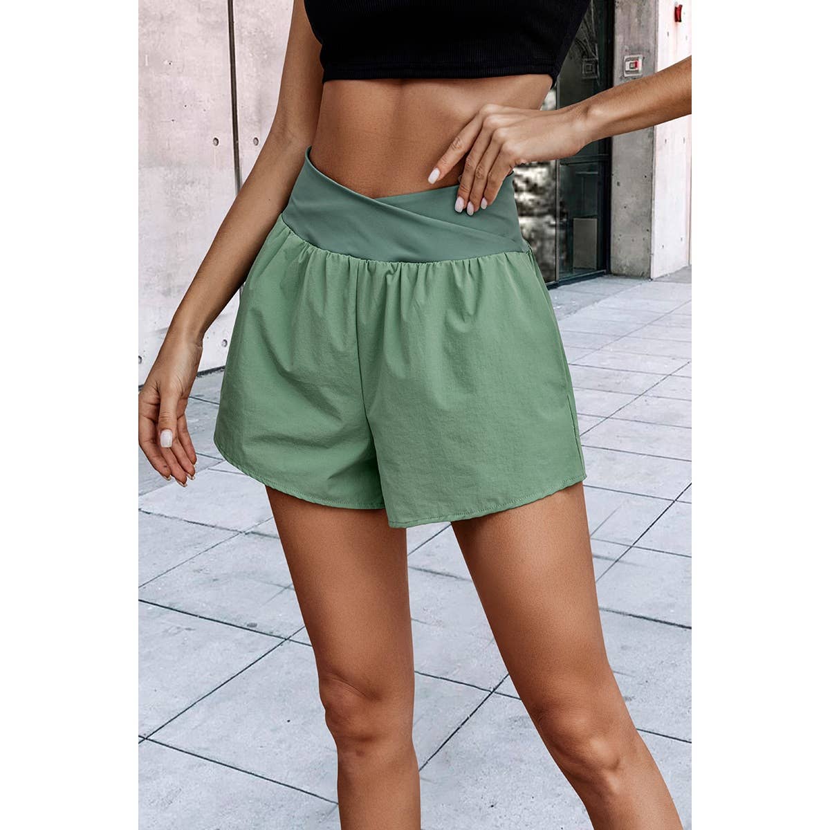 Self Belt Cross Classic Solid Short Pant