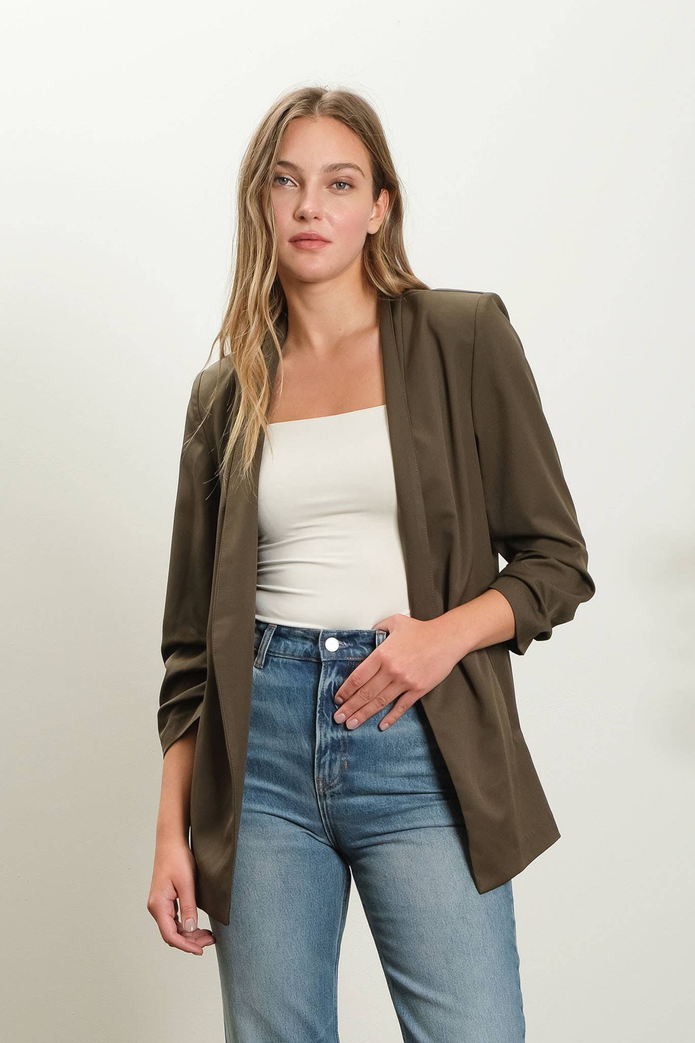 COLLARLESS 3/4 RUCHED SLEEVE LONGLINE BLAZER