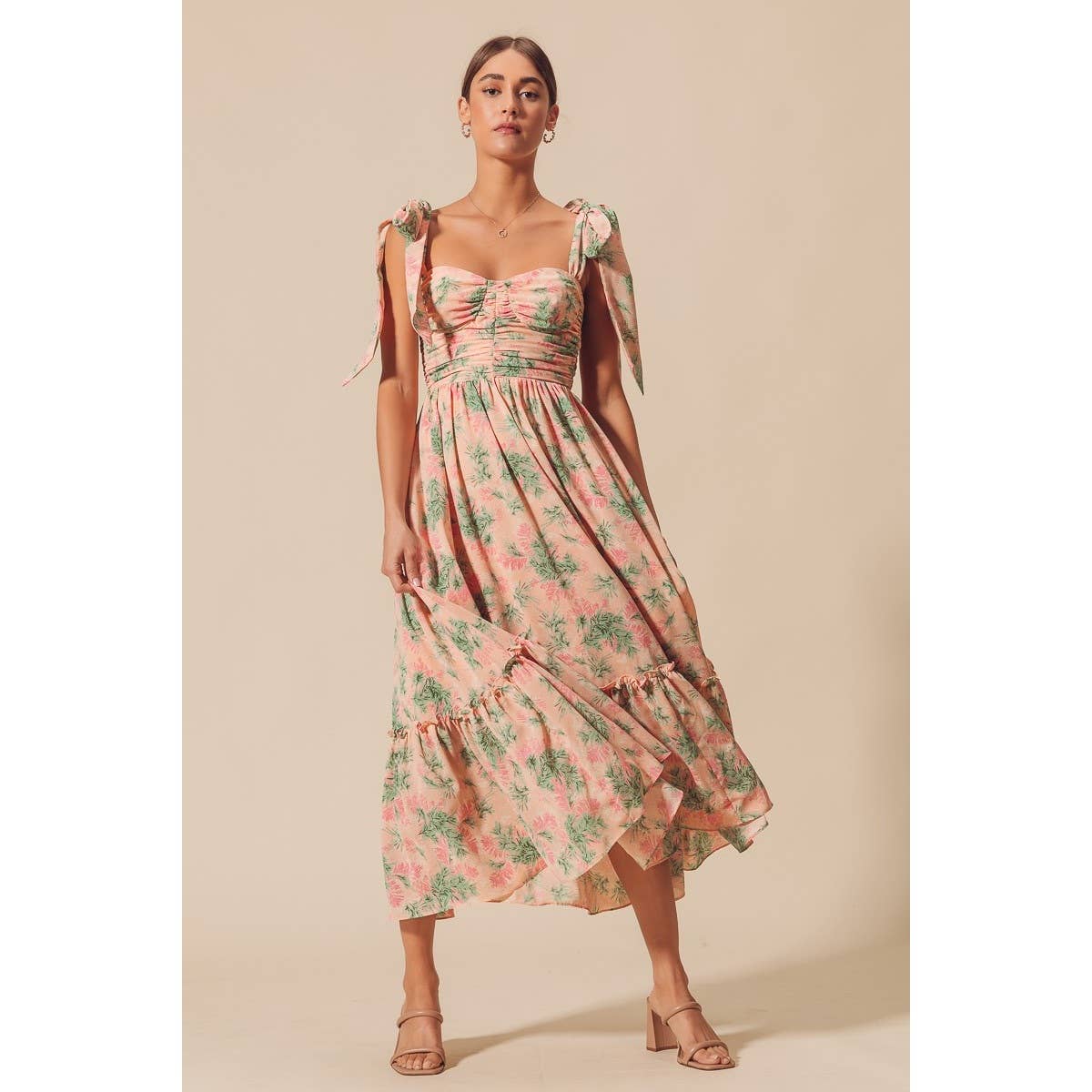 FLOWY FLORAL FEMININE DRESS WITH RIBBON STRAP