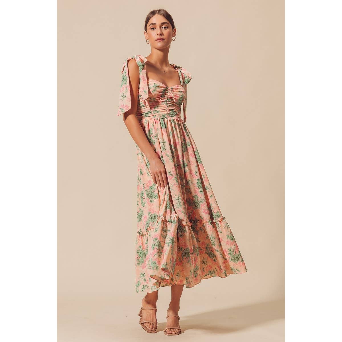 FLOWY FLORAL FEMININE DRESS WITH RIBBON STRAP