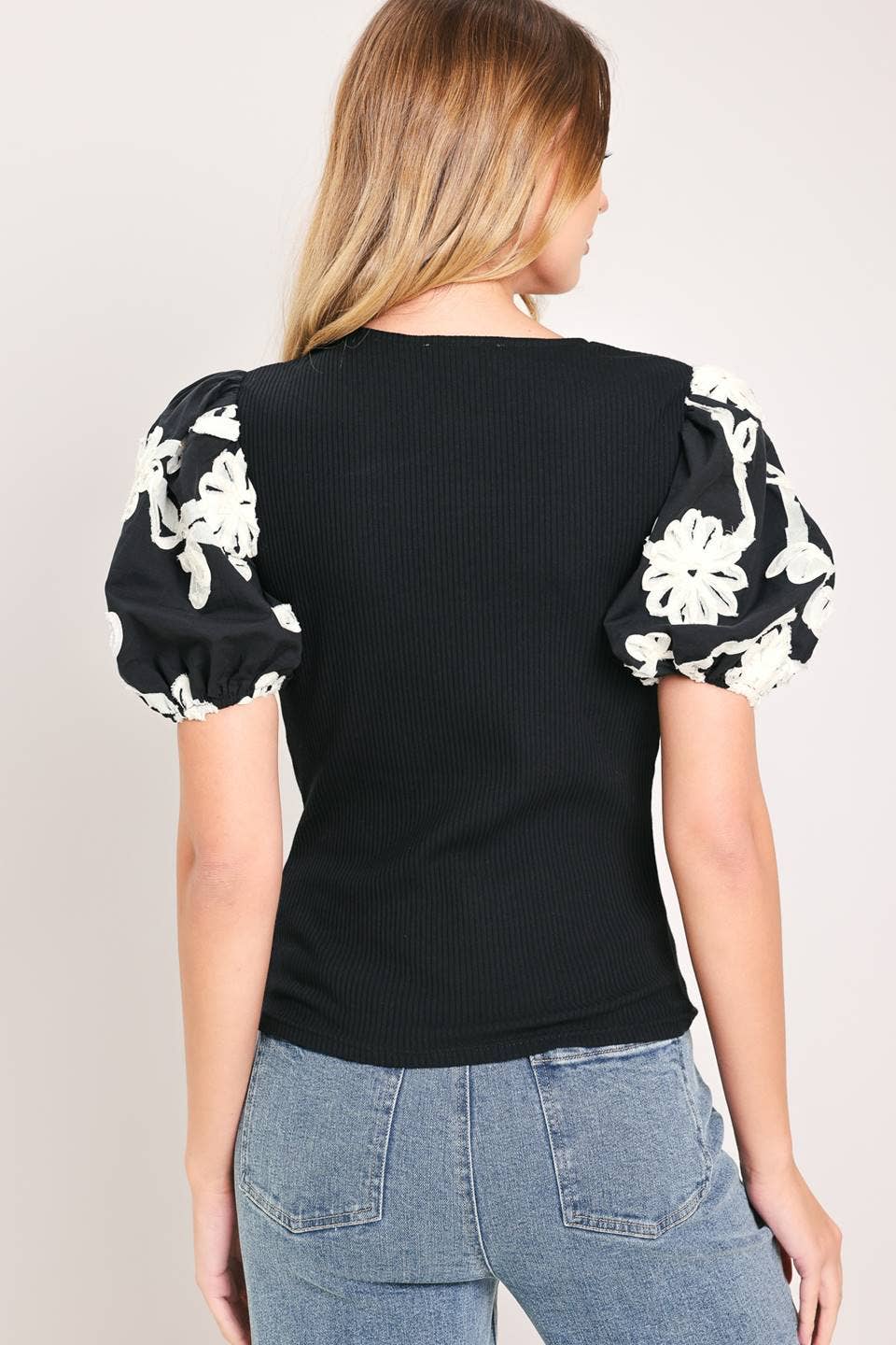 A ribbed knit top- IT14170