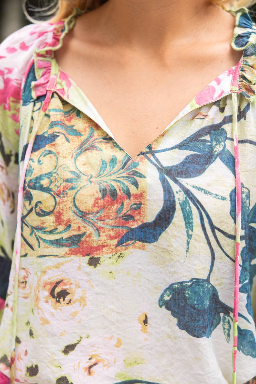 Tassle Front and Fringe Wide Sleeve Floral Top