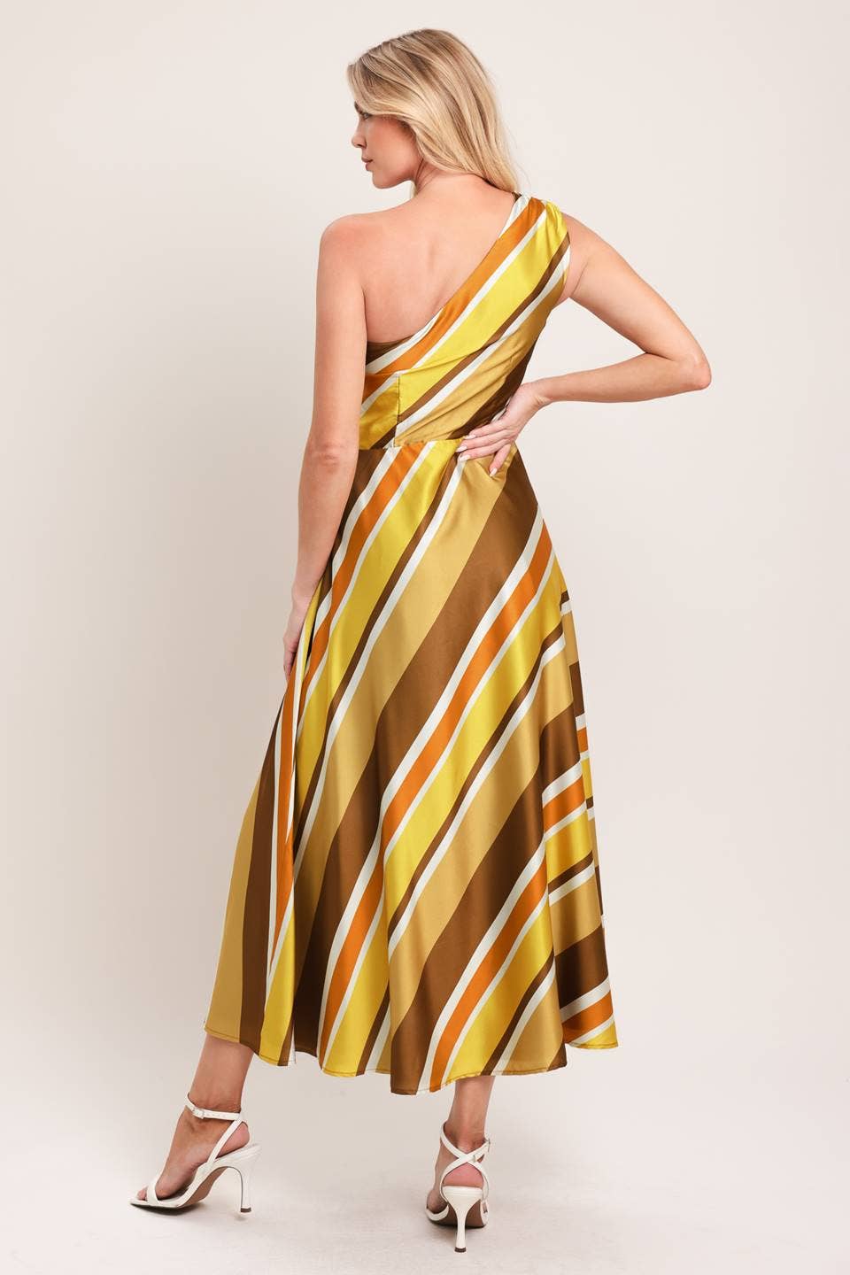 A printed woven midi dress - ID23867