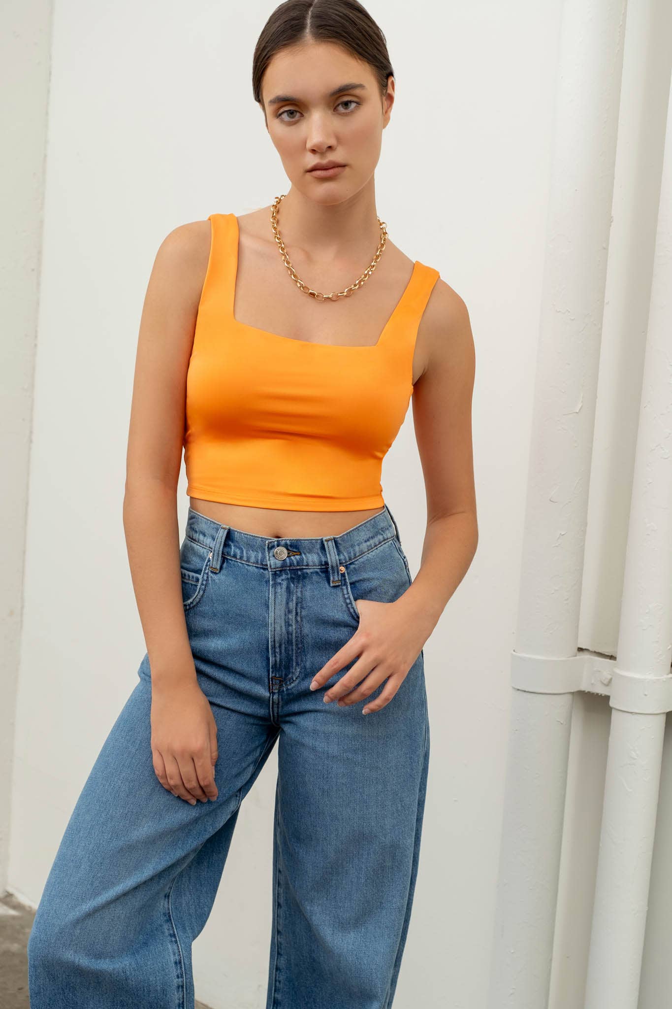 REVERSIBLE CROPPED SQUARE NECK TANK