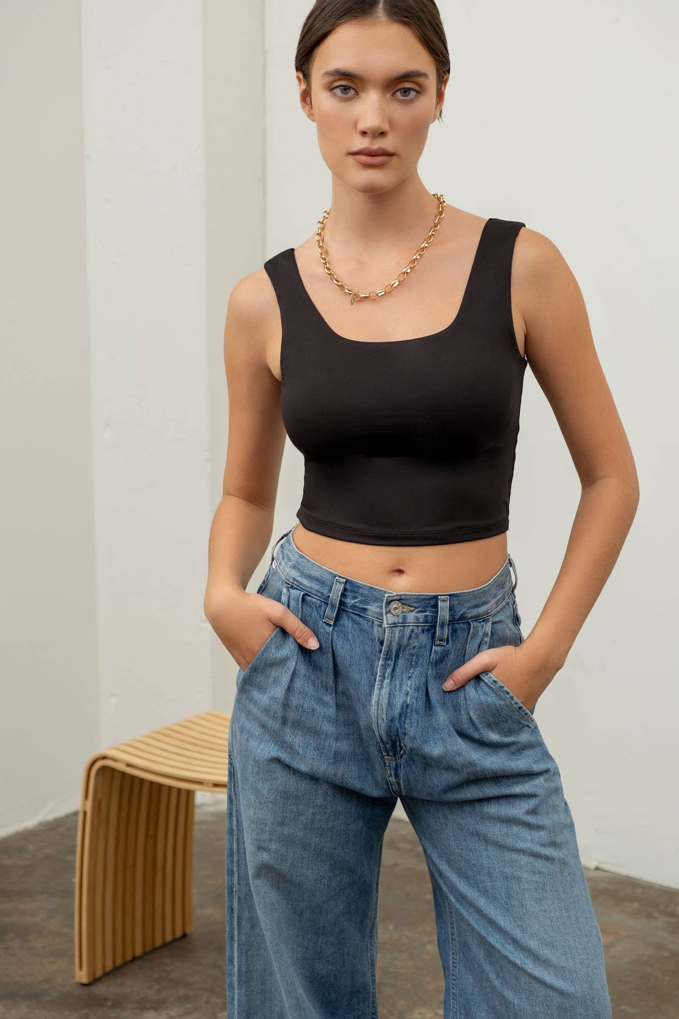 REVERSIBLE CROPPED SQUARE NECK TANK